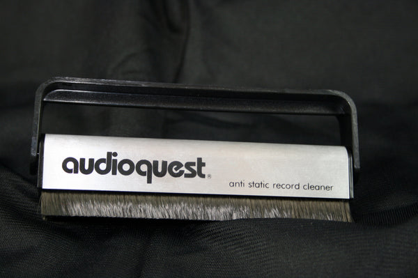 AudioQuest LP record clean brush