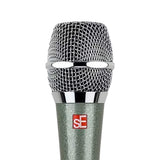 sE Electronics Vintage V7 Supercardioid Dynamic Handheld Vocal Microphone